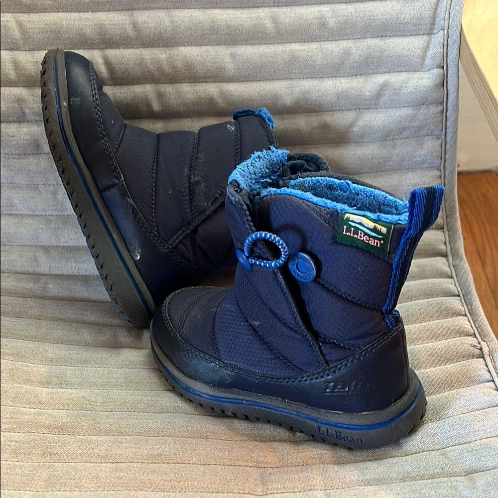 L.L. Bean Kids' Navy Winter Boots